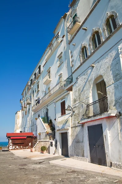 Steegje. Rodi garganico. Puglia. Italië. — Stockfoto