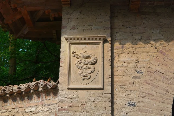 Uma casa típica. Grazzano Visconti. Emilia-Romagna. Itália . — Fotografia de Stock