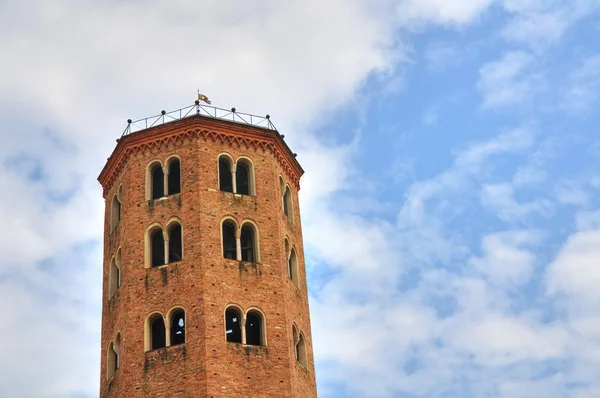 Bazilikası St antonino. Piacenza. Emilia-Romagna. İtalya. — Stok fotoğraf