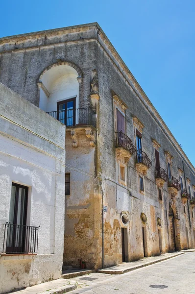 Pisanelli palác. Specchia. Puglia. Itálie. — Stock fotografie