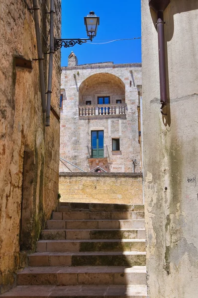 Para o beco. Specchia. Puglia. Itália . — Fotografia de Stock