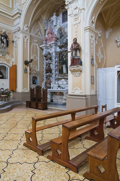 Kirche des hl. Domenico. Dreiklang. Apulien. Italien. — Stockfoto