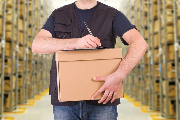 Homem de entrega. — Fotografia de Stock