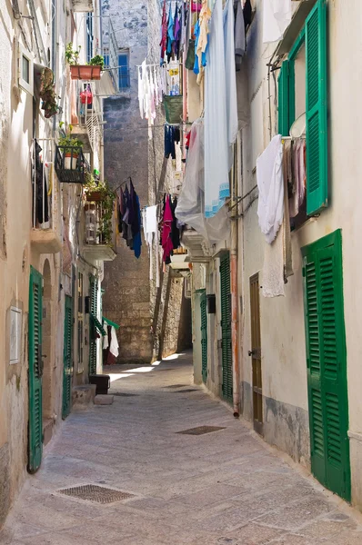 Alleyway. Monopoli. Puglia. Italy. — Stock Photo, Image