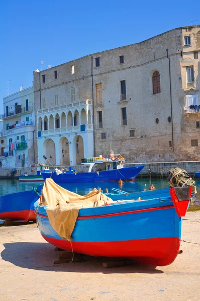 Old port. Monopoli. Puglia. Italy. — Stock Photo, Image