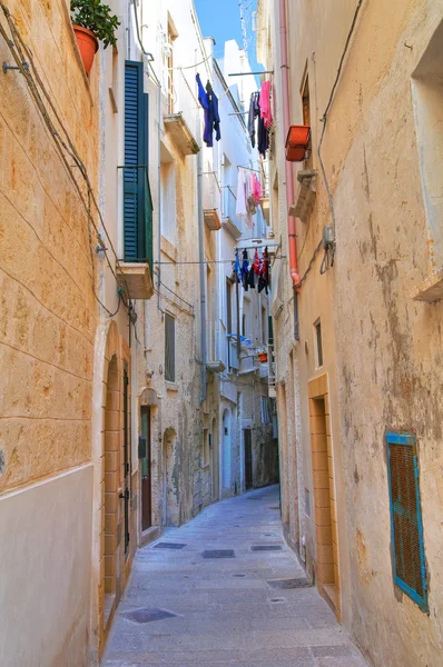 Alleyway. Monopoli. Puglia. Italia. — Stok Foto