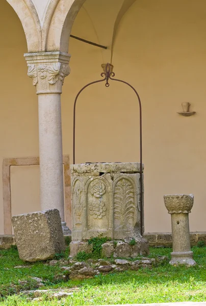 Abadía de San Michele Arcangelo. Montescaglioso. Basilicata . — Foto de Stock