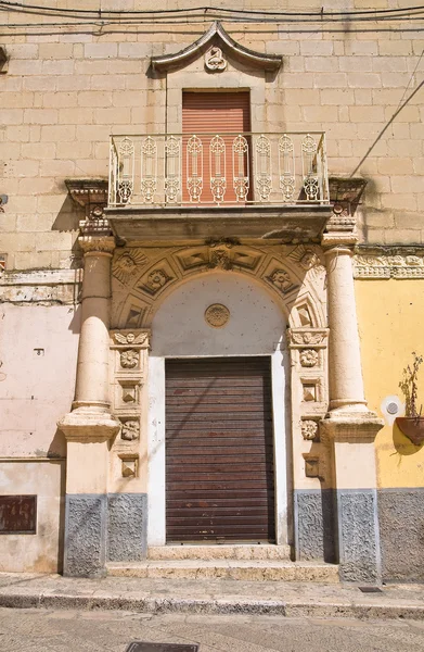 Palazzo storico. Montescaglioso. Basilicata. Italia . — Foto Stock