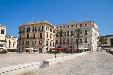 Ara sokakta. Bari. Puglia. İtalya.