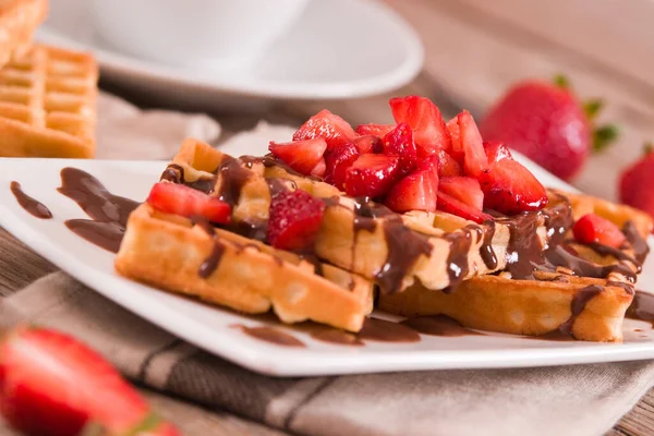 Waffles Strawberries Chocolate Cream — Stock Photo, Image