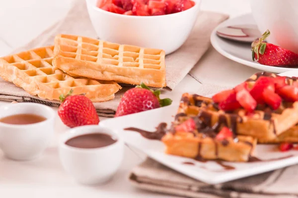 Gaufres Aux Fraises Crème Chocolat — Photo