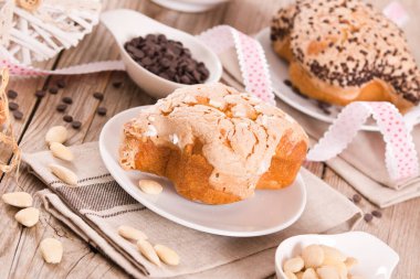 Kolombiya İtalyan Paskalya Güvercini Ekmeği.