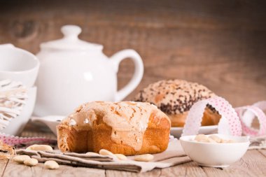 Kolombiya İtalyan Paskalya Güvercini Ekmeği.