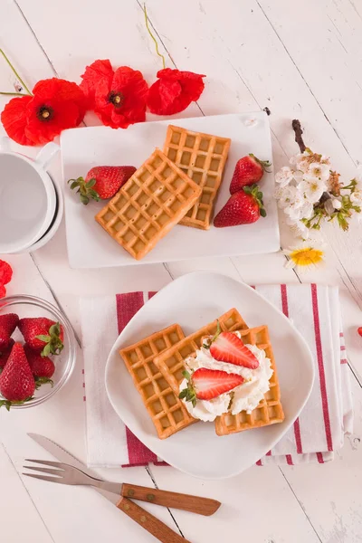Waffles Strawberries Whipped Cream — Stock Photo, Image