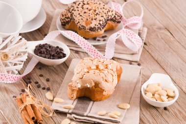 Kolombiya İtalyan Paskalya Güvercini Ekmeği.