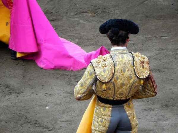 Matador w pierścieniu. — Zdjęcie stockowe