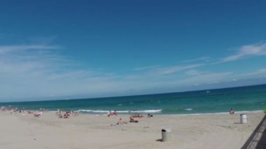 plaj timelapse gün içerisinde. parlak renkler