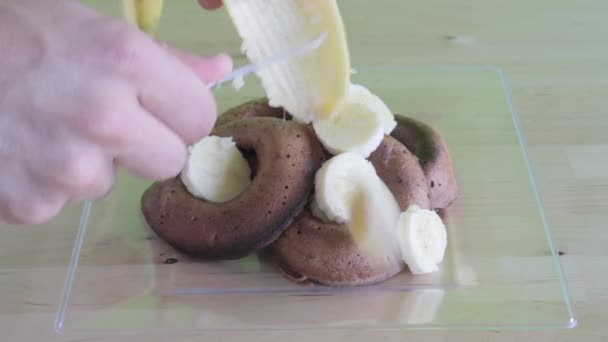 Desserts kochen — Stockvideo