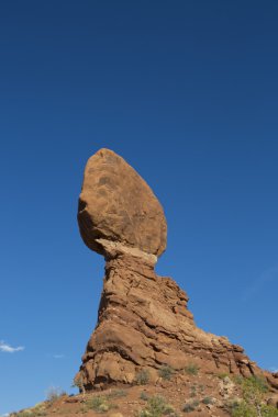 moab, dengeli kaya