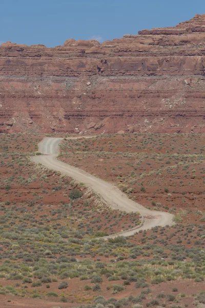 Dusty Road in the Valley of the Gods — Stock Photo, Image