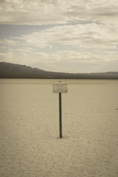 Sign restricted area keep out — Stock Photo, Image