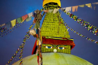 Boudhanath stupa, gece