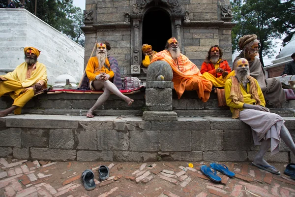 Grupa sadhu - świętych — Zdjęcie stockowe