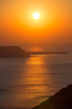 santorini, Yunanistan sahilde güzel gün batımı