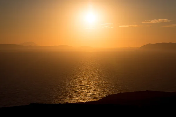 Beautiful view of the shoreline of Folegandros — Stock Photo, Image