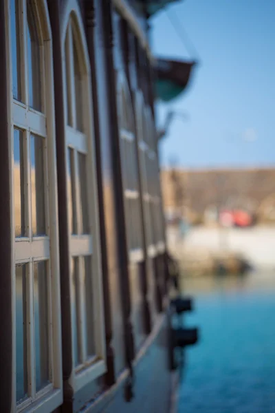 Nahaufnahme der Fenster eines Piratenschiffs — Stockfoto