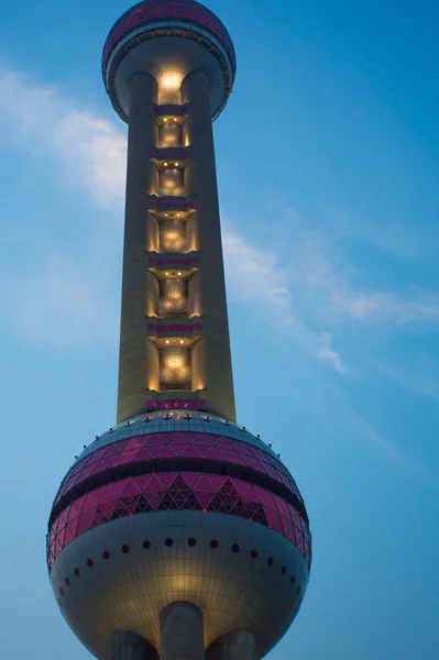 De pearl tower in shanghai — Stockfoto