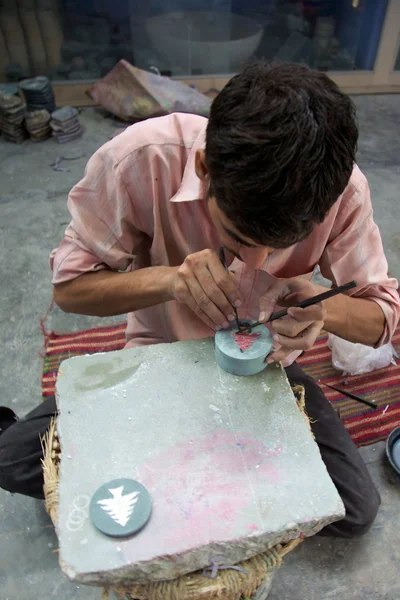 Craftsman working for Tara, a Fair Trade Organizatio — Stock Photo, Image