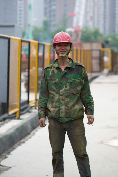 Працівник будівництва в Ханчжоу, Китай — стокове фото