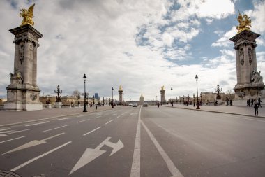 boş ev ve i bir görünüm ile alexandre üçüncü köprü