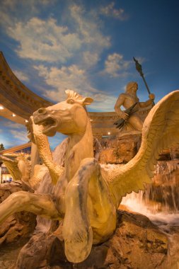 giriş koridoru caesars Palace heykel