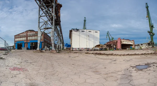Stocznia gdanska industriële fabriek — Stockfoto