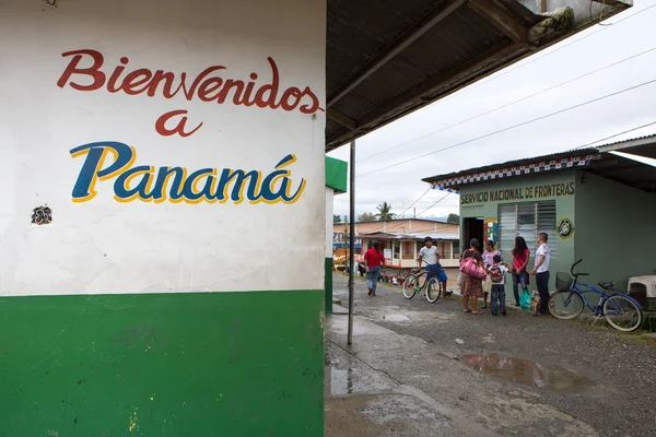 Sign welcome in Panama at Sixaola — Stock Photo, Image