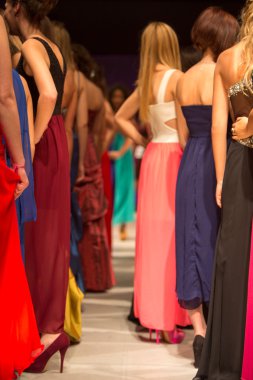giyim moda gösterisi sırasında ayrıntıları