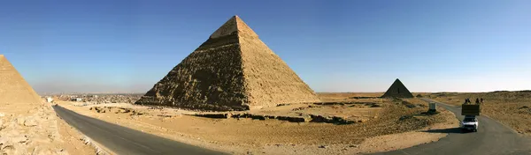 Panorama van de piramides van Gizeh — Stockfoto