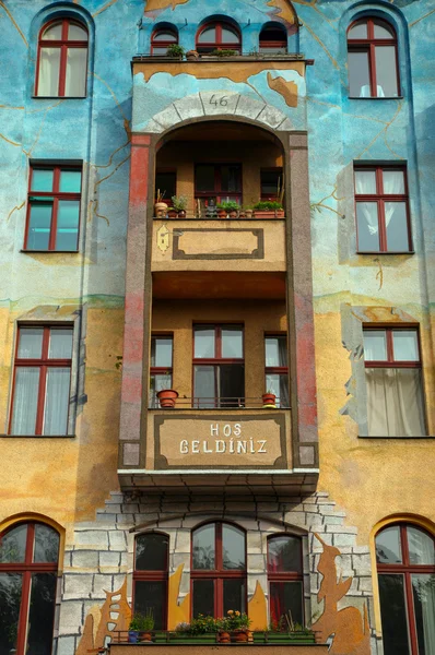 Hos geldiniz gebouw in de kreuzberg — Stockfoto