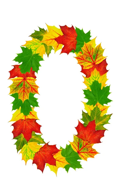 Herfst esdoorn bladeren in de vorm van nummer 0 — Stockfoto