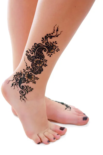 Henna aplicada a la pierna — Foto de Stock