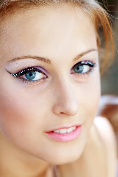 Modell mit perfektem Make-up — Stockfoto