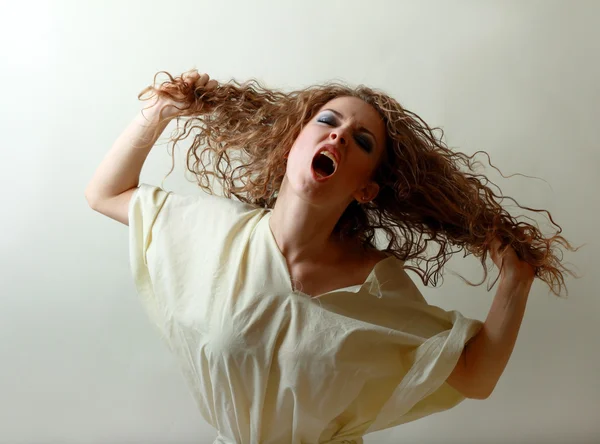 Insane woman screaming — Stock Photo, Image