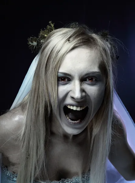 Zły zombie Gnijąca panna młoda — Zdjęcie stockowe