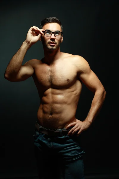 Topless macho férfi portréja — Stock Fotó