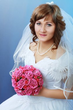 gülümseyen güzel gelin