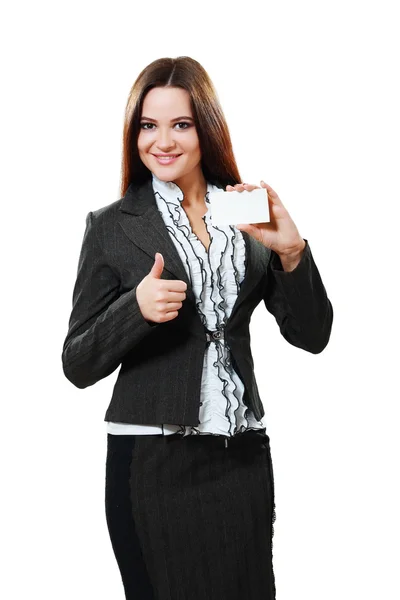 Kvinnan håller ut en affärs- eller kreditkort — Stockfoto