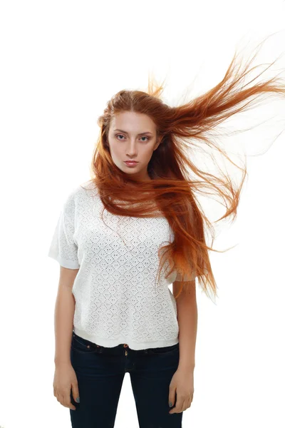 Hermosa pelirroja adolescente de pelo —  Fotos de Stock