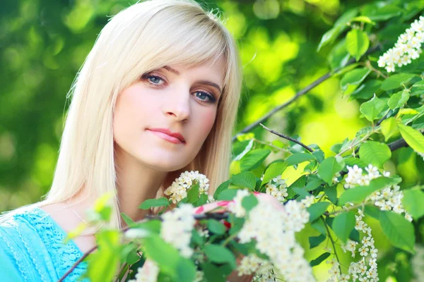 Krásná blondýna obličej — Stock fotografie